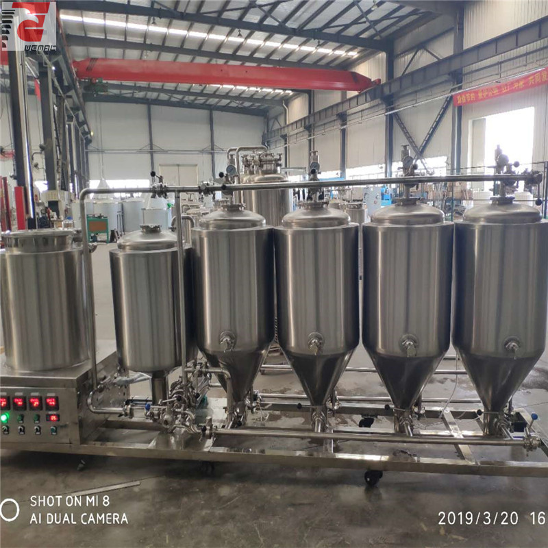 应该每天消耗40-50箱啤酒的烤肉店购买酿造的啤酒设备？