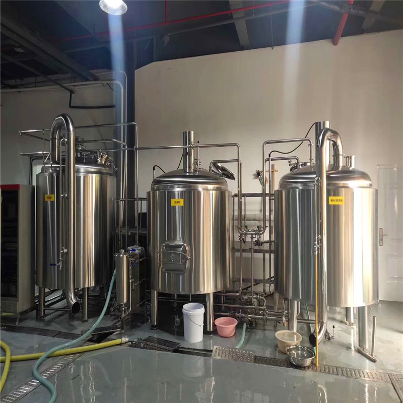 工业的啤酒制造，equipment.jpg