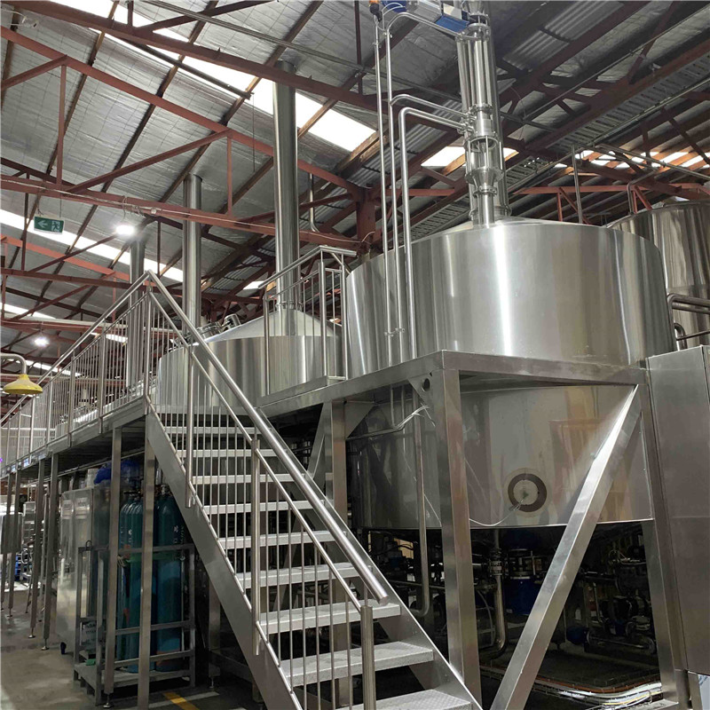 小啤酒工厂equipment.jpg