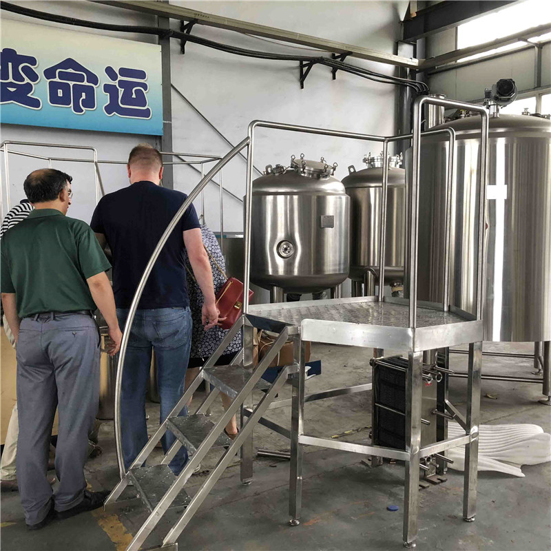 购买酿酒式设备.jpg